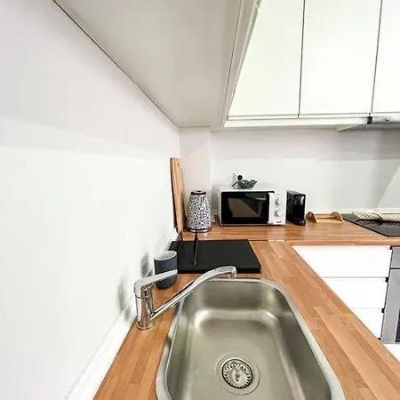Apartment Magnificent Egas Moniz By Unique Hosts *