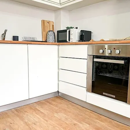 Magnificent Egas Moniz By Unique Hosts Apartment *